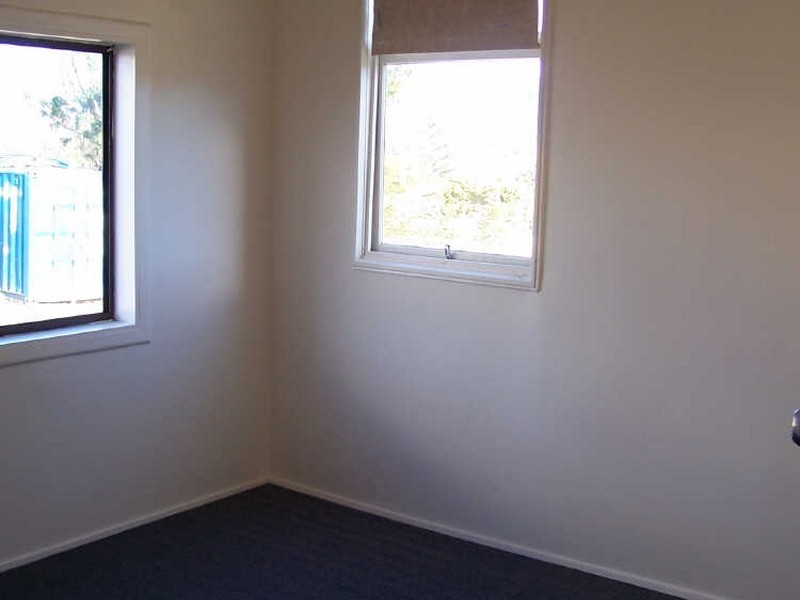 1/274 Princes Highway, Dapto NSW 2530