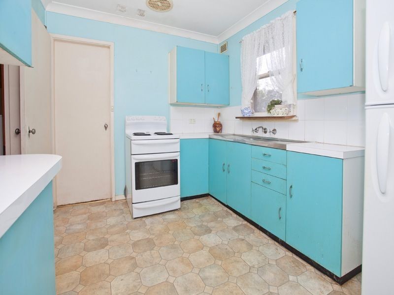 9 Goondah Avenue, Koonawarra NSW 2530