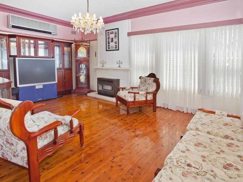 129 Prince Edward Drive, Dapto NSW 2530