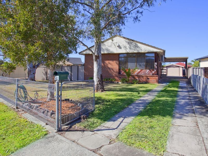 31 Eleebana Crescent, Koonawarra NSW 2530
