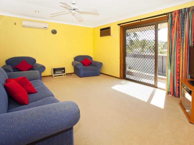31 Eleebana Crescent, Koonawarra NSW 2530