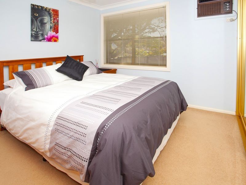 31 Eleebana Crescent, Koonawarra NSW 2530