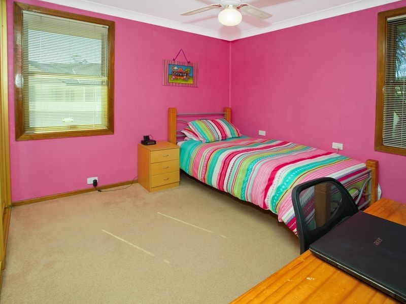 31 Eleebana Crescent, Koonawarra NSW 2530