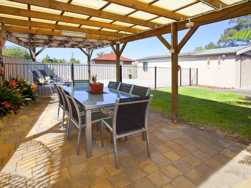 31 Eleebana Crescent, Koonawarra NSW 2530