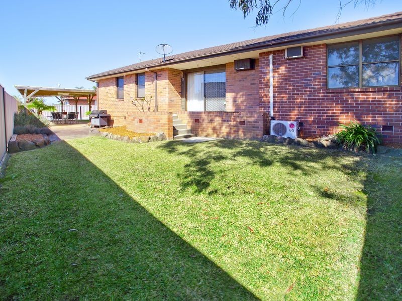 31 Eleebana Crescent, Koonawarra NSW 2530