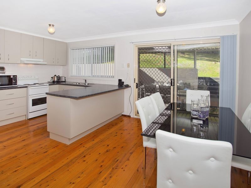 41 Bright Parade, Dapto NSW 2530