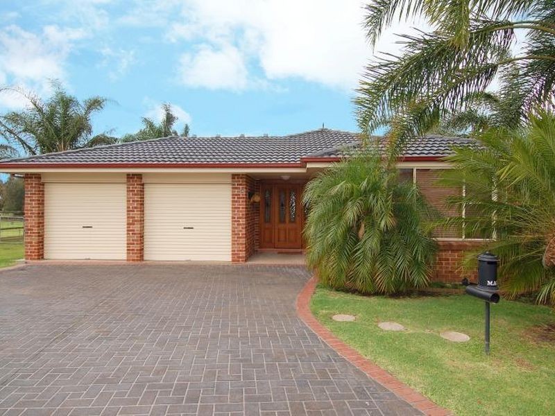 24 Spoonbill Place, Albion Park Rail NSW 2527