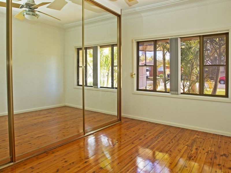 25 Kundle Street, Dapto NSW 2530