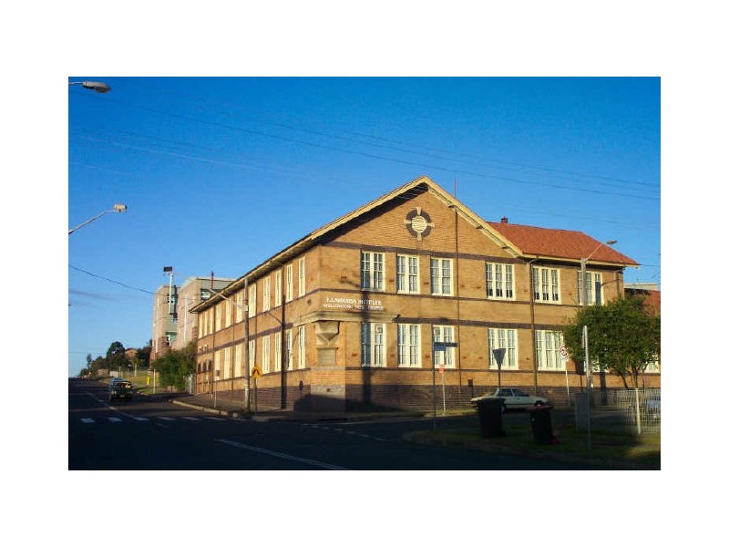 8/6 Mackie Street, Coniston NSW 2500