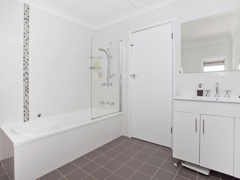 80 Burke Road, Dapto NSW 2530