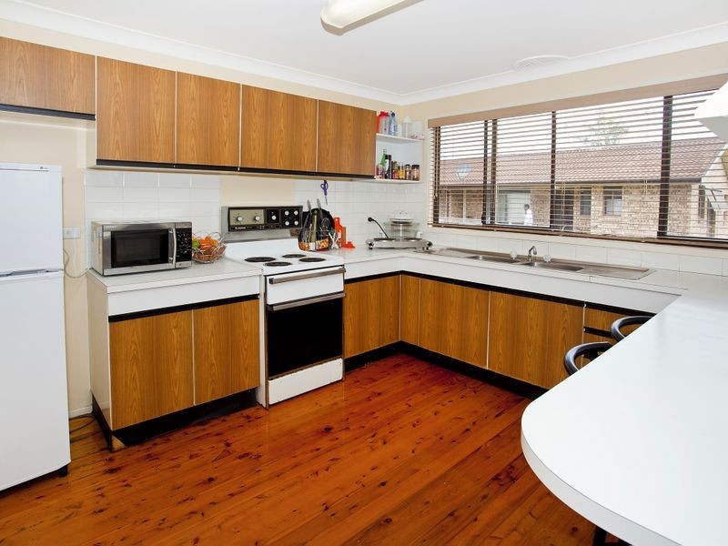 2/394 Princes Highway, Dapto NSW 2530