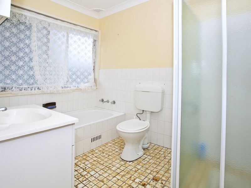 2/394 Princes Highway, Dapto NSW 2530