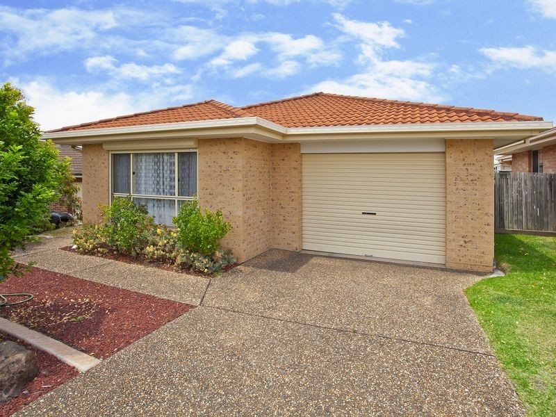 54 Sanderson Road, Kanahooka NSW 2530