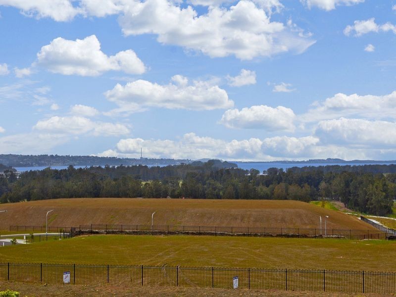 54 Sanderson Road, Kanahooka NSW 2530