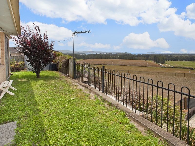 54 Sanderson Road, Kanahooka NSW 2530