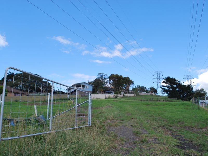 227 – 229 Kanahooka Road, Kanahooka NSW 2530