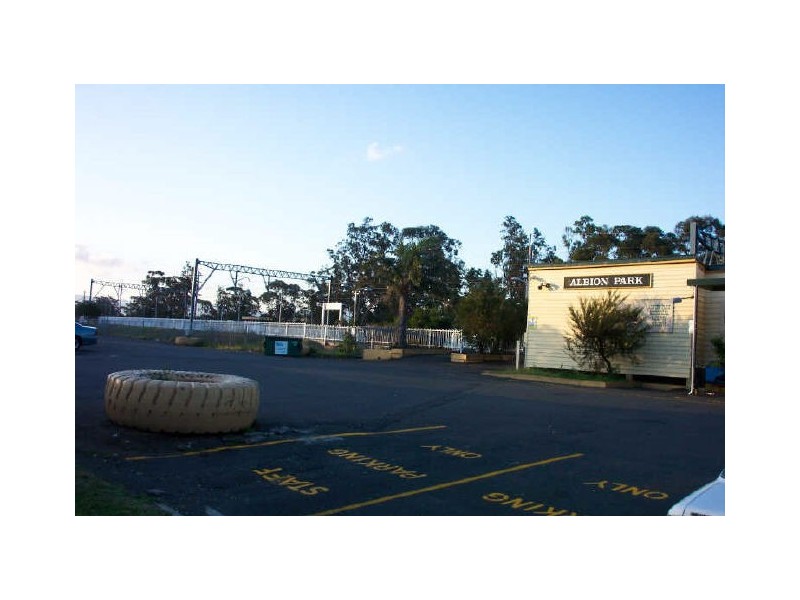 Shop 1/187 Princes Highway, Albion Park Rail NSW 2527