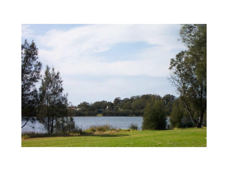 Shop 1/187 Princes Highway, Albion Park Rail NSW 2527