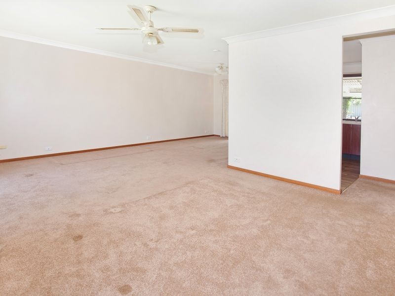 32 Barcoo Circuit, Albion Park NSW 2527