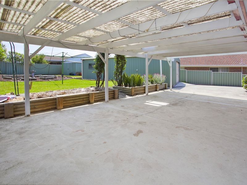 32 Barcoo Circuit, Albion Park NSW 2527