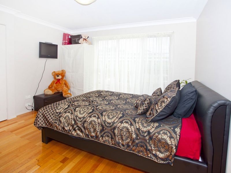 11 Larkins Lane, Yallah NSW 2530