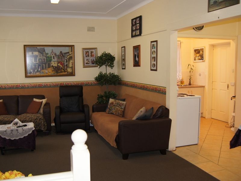 5 Massey Street, Berkeley NSW 2506
