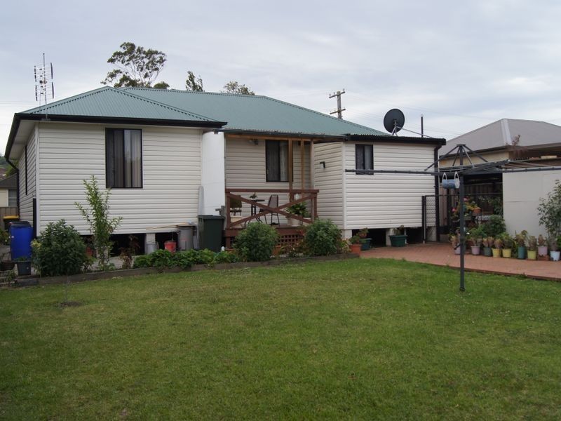 5 Massey Street, Berkeley NSW 2506