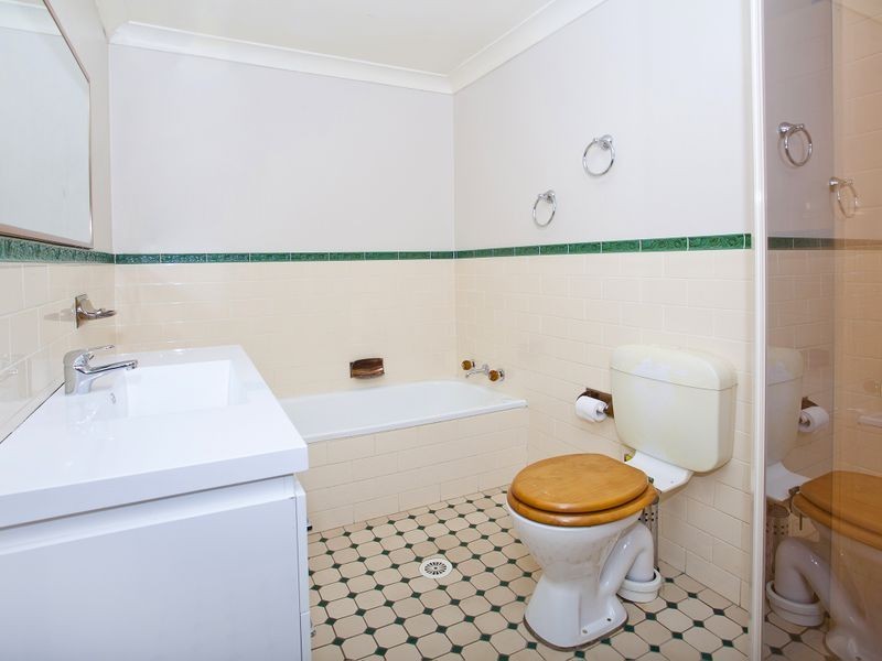 102 Compton Street, Dapto NSW 2530