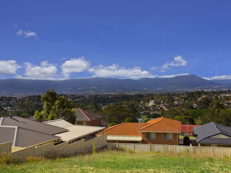 14A Carlyle Close, Dapto NSW 2530