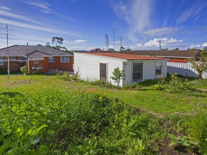 245 Kanahooka Road, Kanahooka NSW 2530