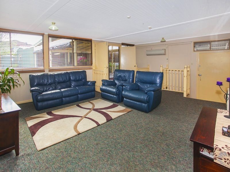 6 Laver Road, Dapto NSW 2530