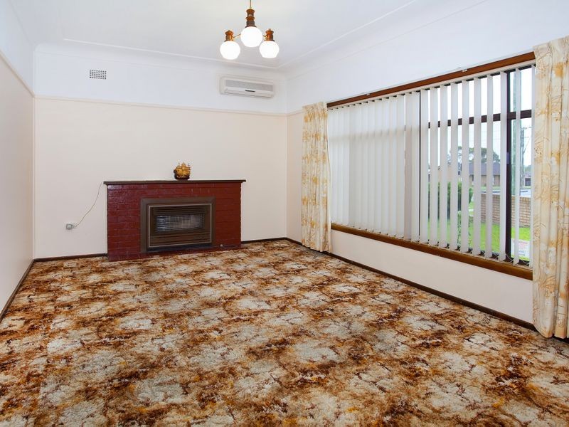 250 Princes Highway, Dapto NSW 2530