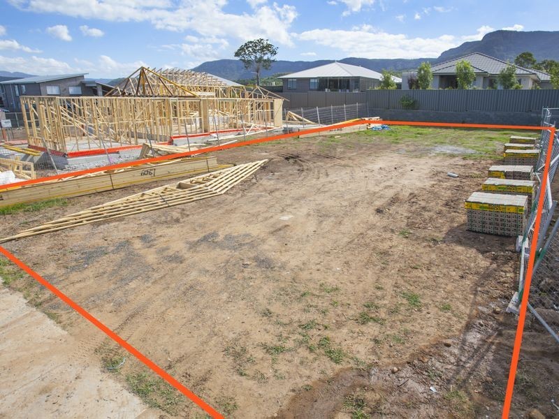 303/ Mallon Avenue, Horsley NSW 2530