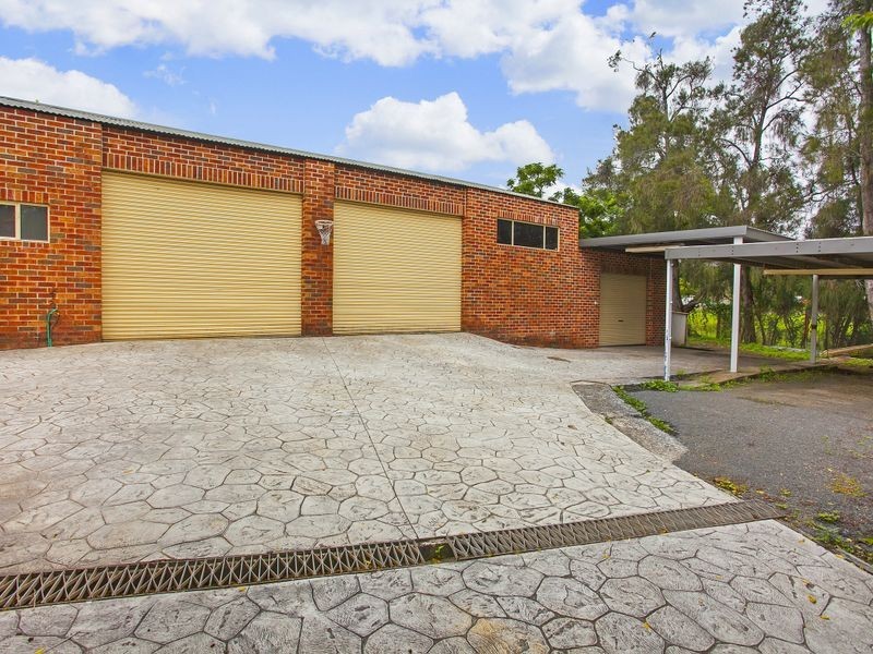 49-51 Avondale Road, Dapto NSW 2530