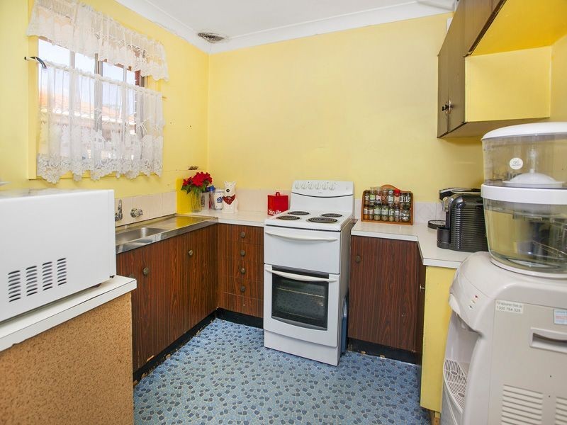 40 Laurel Street, Albion Park Rail NSW 2527