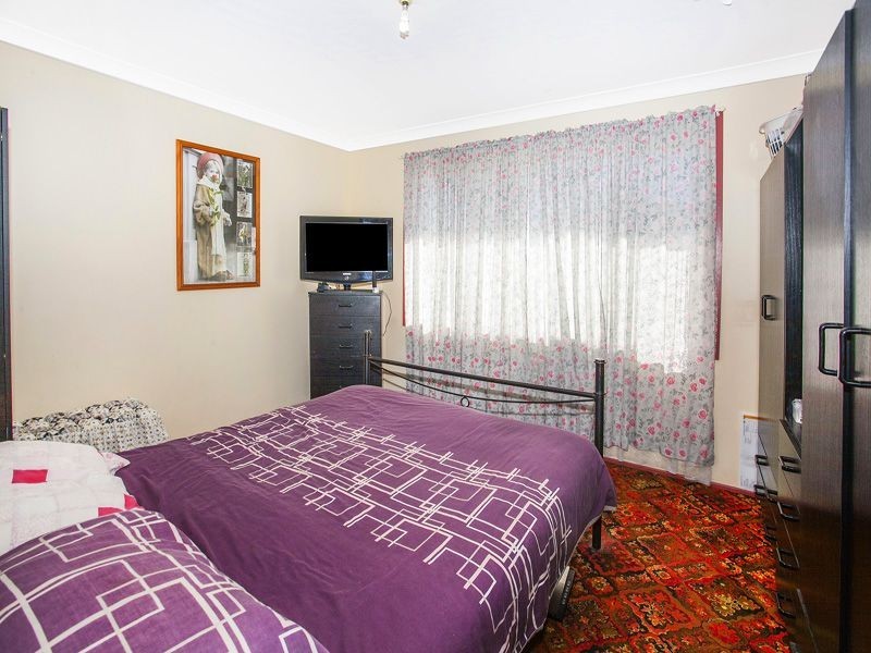 40 Laurel Street, Albion Park Rail NSW 2527