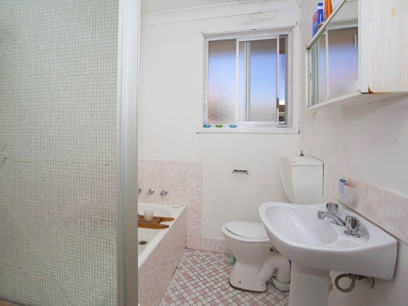 40 Laurel Street, Albion Park Rail NSW 2527