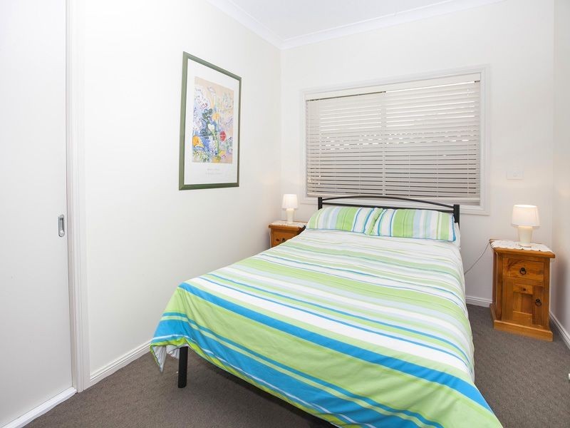 106 Stanthorpe Drive, Kanahooka NSW 2530