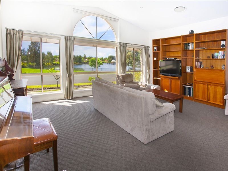 106 Stanthorpe Drive, Kanahooka NSW 2530