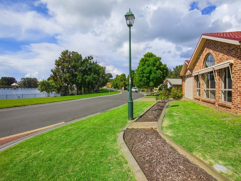 106 Stanthorpe Drive, Kanahooka NSW 2530