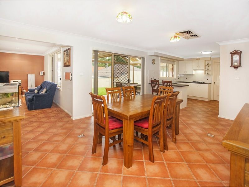 5 Grovewood Court, Horsley NSW 2530