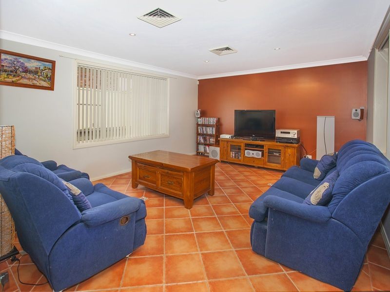 5 Grovewood Court, Horsley NSW 2530