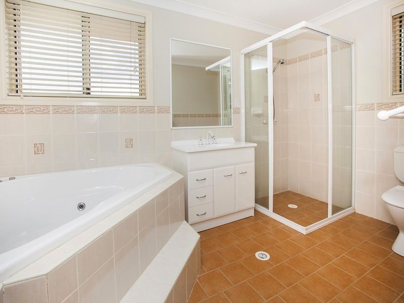 5 Grovewood Court, Horsley NSW 2530