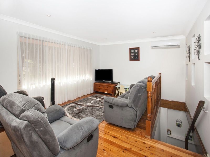 297 Farmborough Road, Farmborough Heights NSW 2526