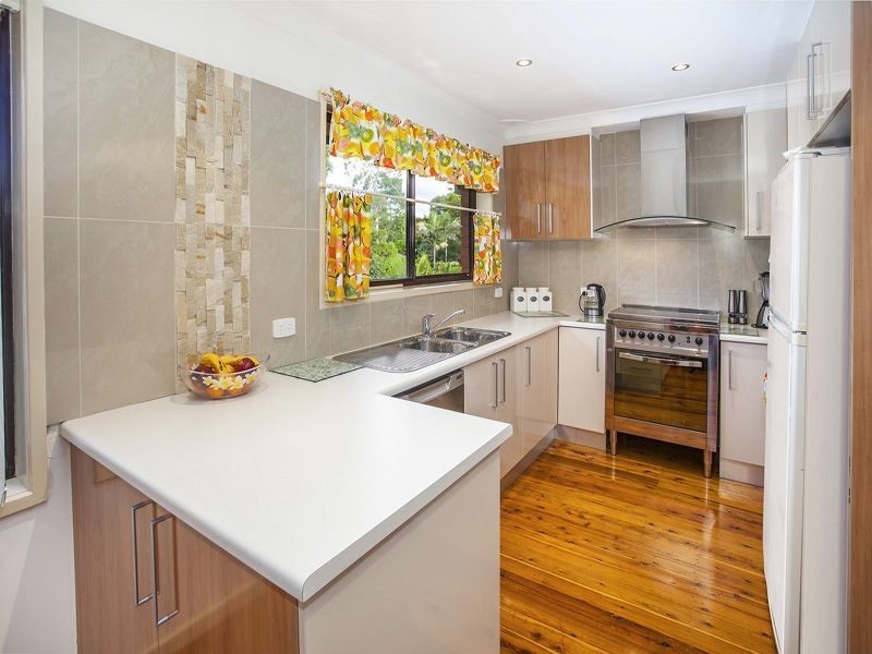 297 Farmborough Road, Farmborough Heights NSW 2526