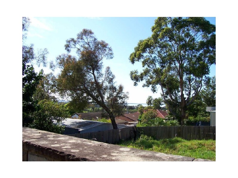 2/60 Edgeworth Avenue, Kanahooka NSW 2530