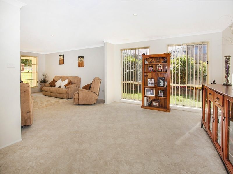 3 Grovewood Ct, Horsley NSW 2530