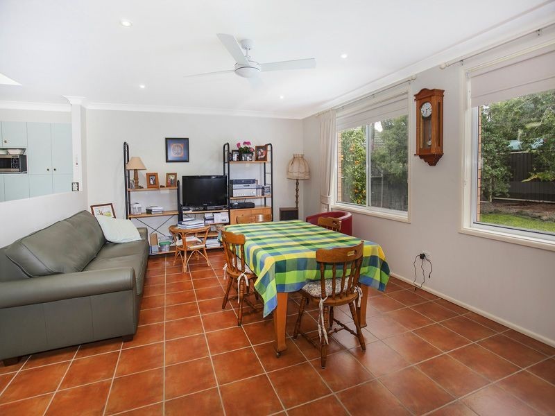 4 Morse Ave, Kanahooka NSW 2530