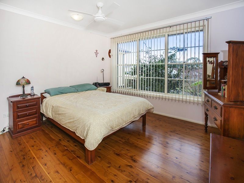 4 Morse Ave, Kanahooka NSW 2530