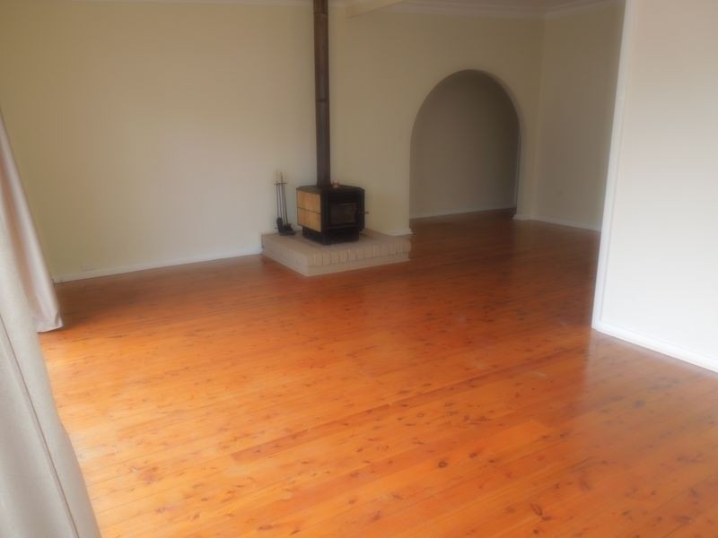 145 The Boulevarde, Oak Flats NSW 2529